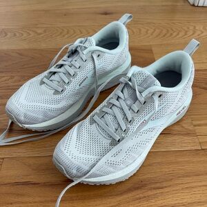 Brooks Women's Revel 6 Running Shoes